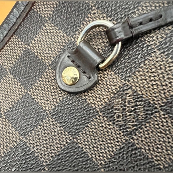 Louis Vuitton Damier Neverfull MM - Picture 5 of 9